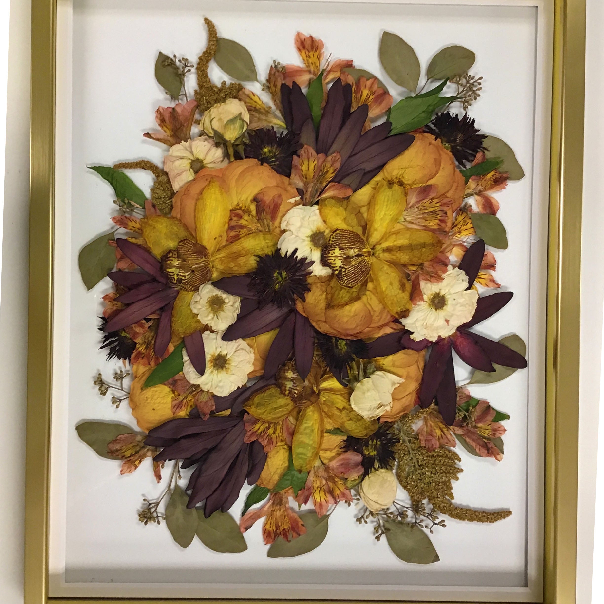 Element offers proofs for clients utilizing the Peony Experience, our top tier offering for pressed flower preservation clients.