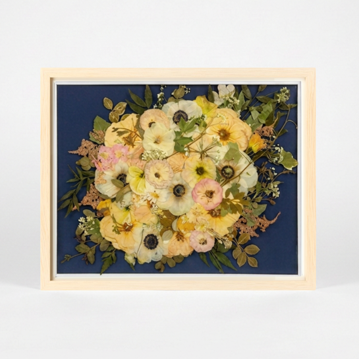 16x20 Flower Burst | Bouquet Preservation Frame