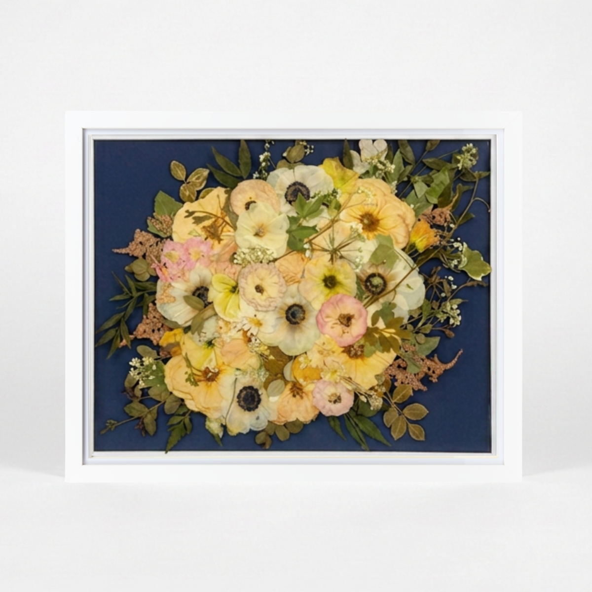 16x20 Flower Burst | Bouquet Preservation Frame