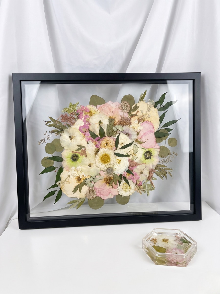 16x20 Pressed Frame in Black and a Ring Dish