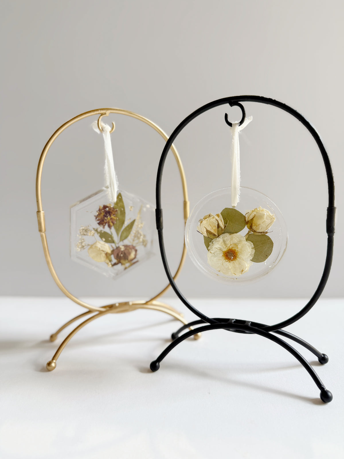 Pressed Flower Resin Ornament | 4x4x1