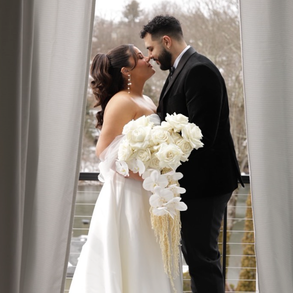 A Love Story Preserved: Jaina + Shawn's Wedding Bouquet Keepsakes