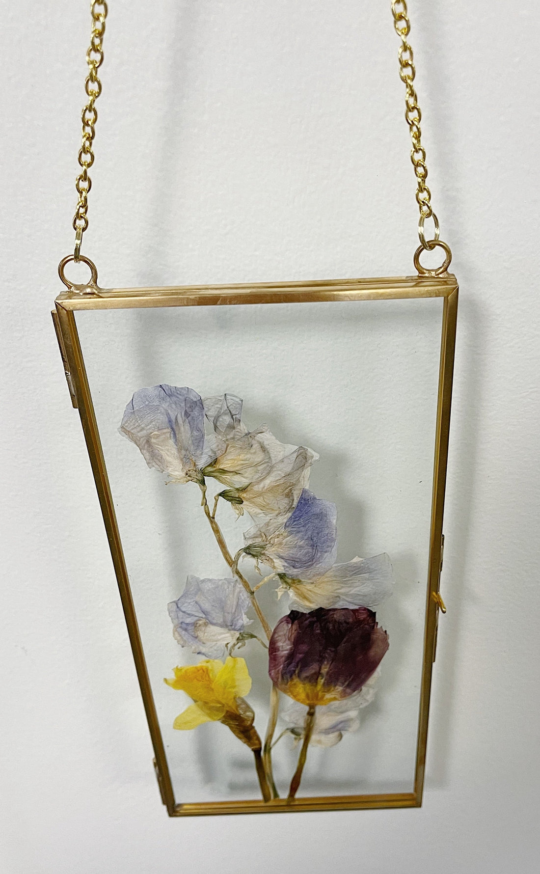 Hanging Float Pressed Flower Frame | Gold Rectangle
