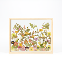 Natural Wood Bouquet Frame - 16x20 | Field Design with Glass Float Background