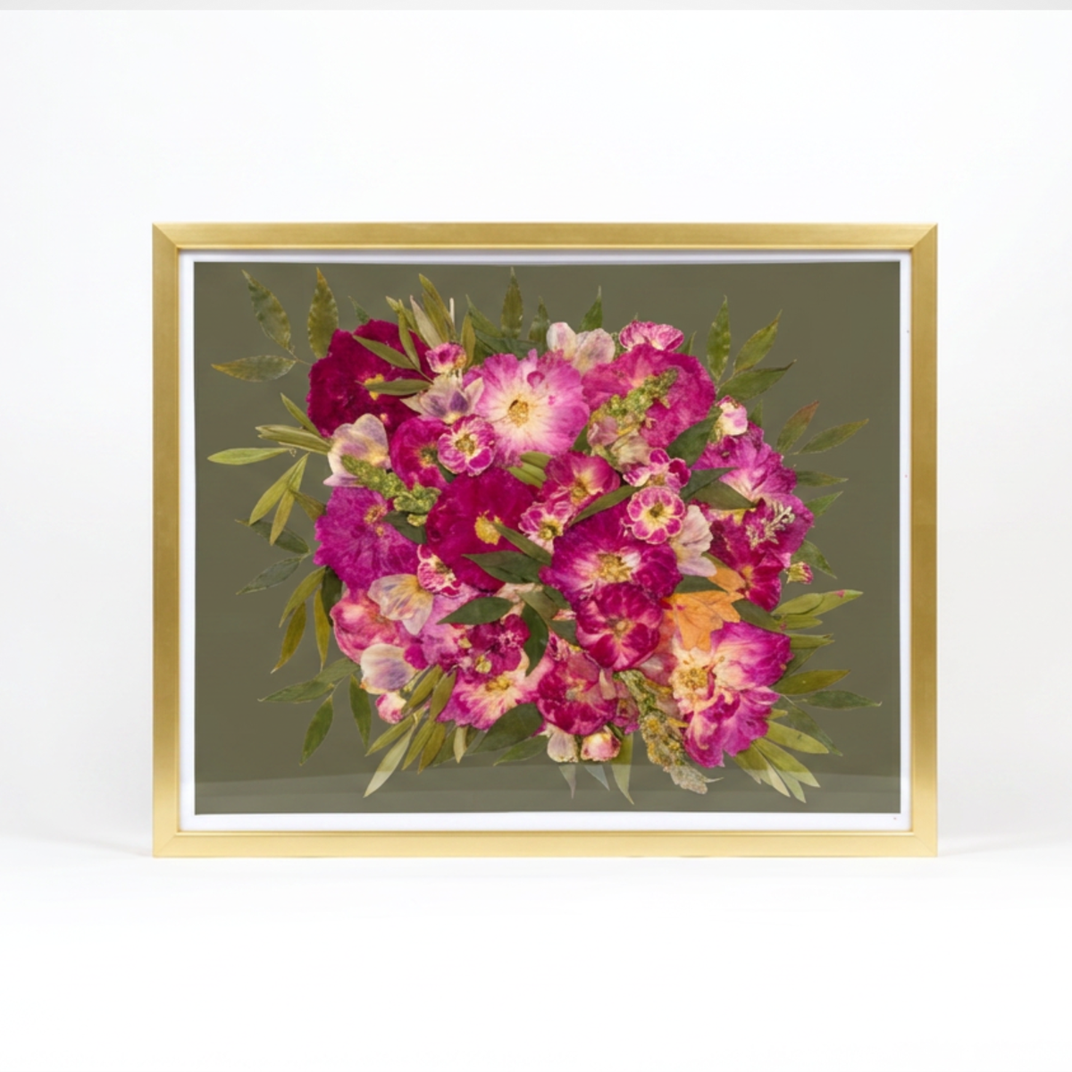 16x20 Flower Burst | Bouquet Preservation Frame