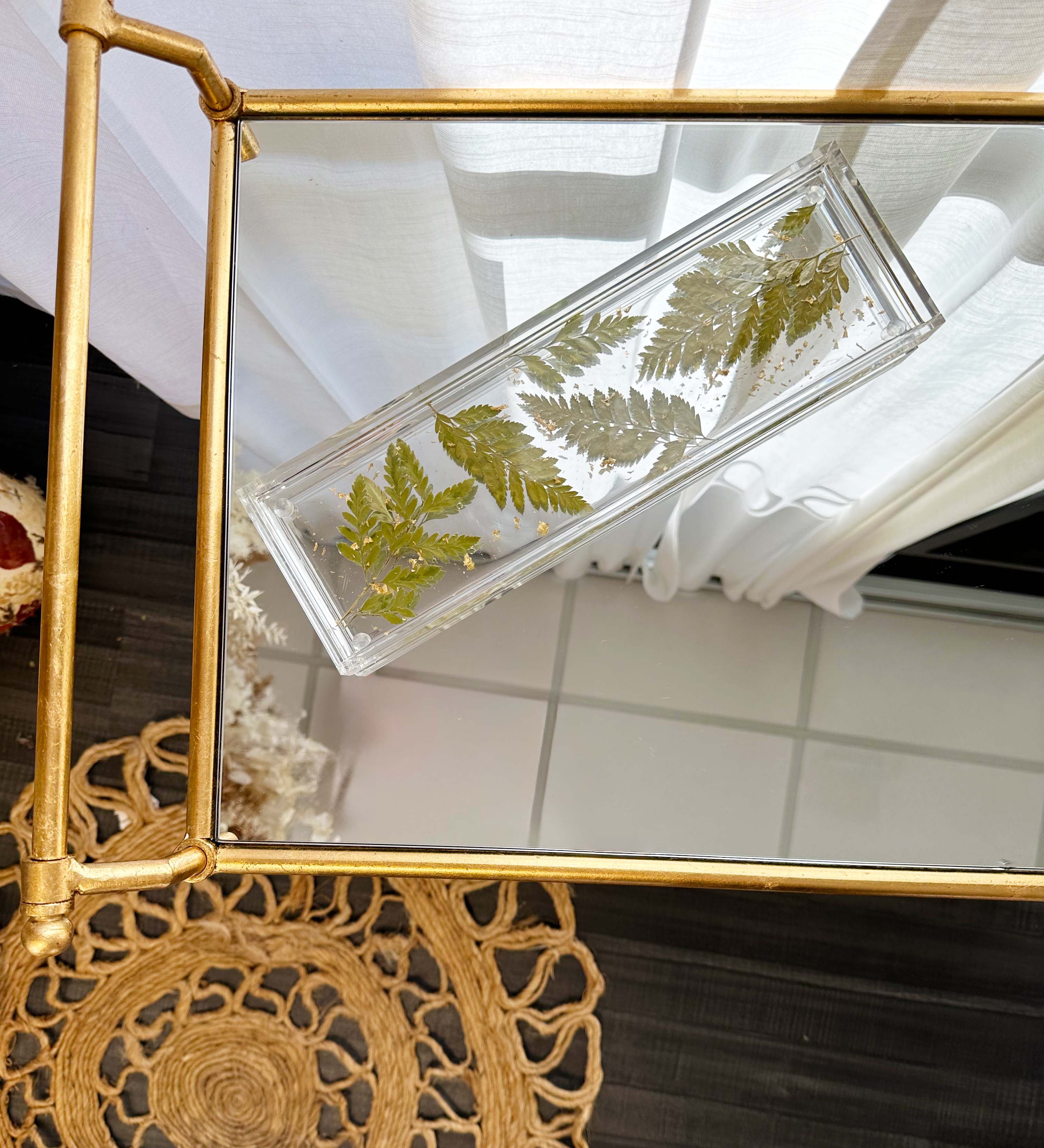 Resin Display tray with pressed ferns