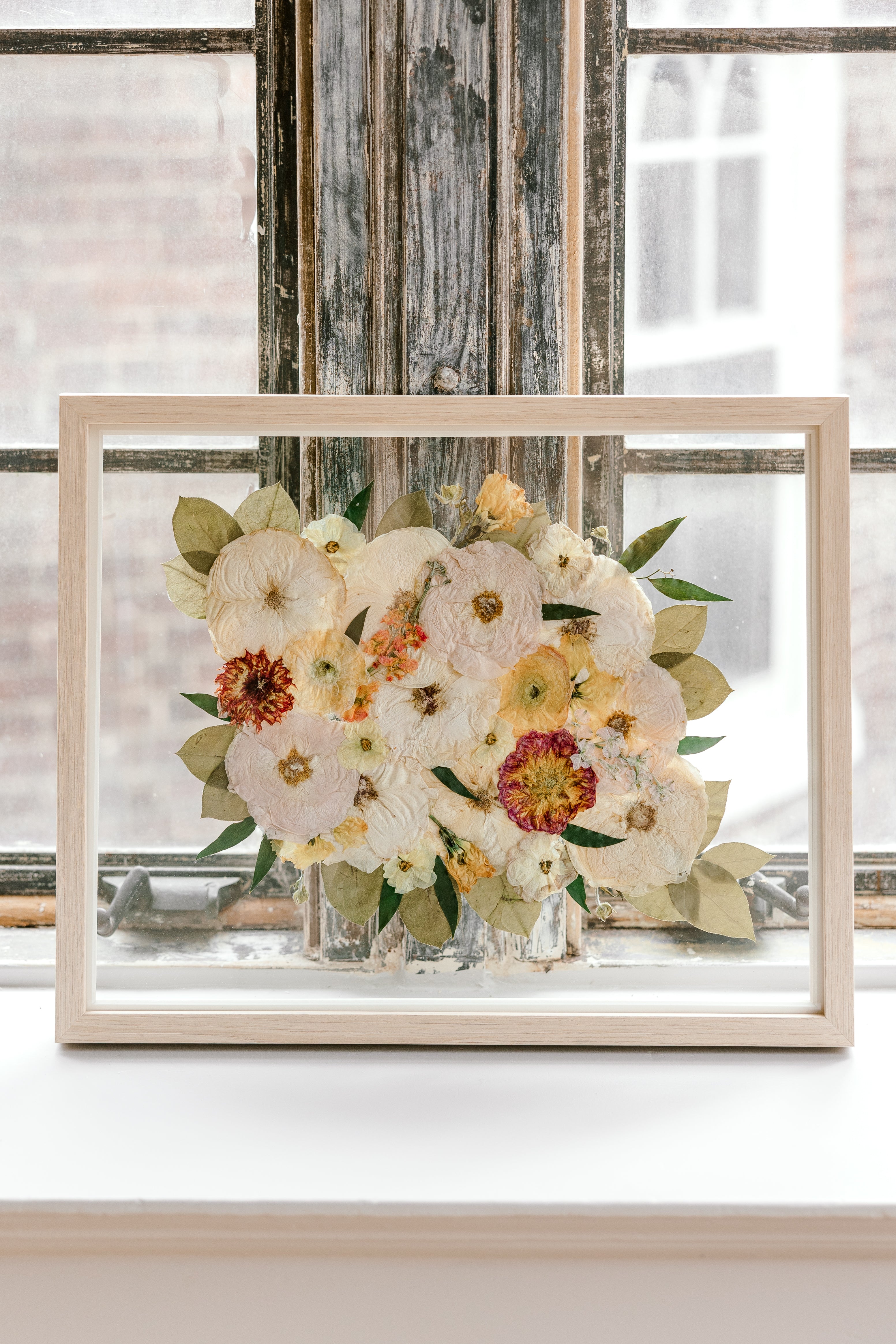 Pressed Flowers - Real Flowers - Float online Framed Flowers - Ramo de Flores