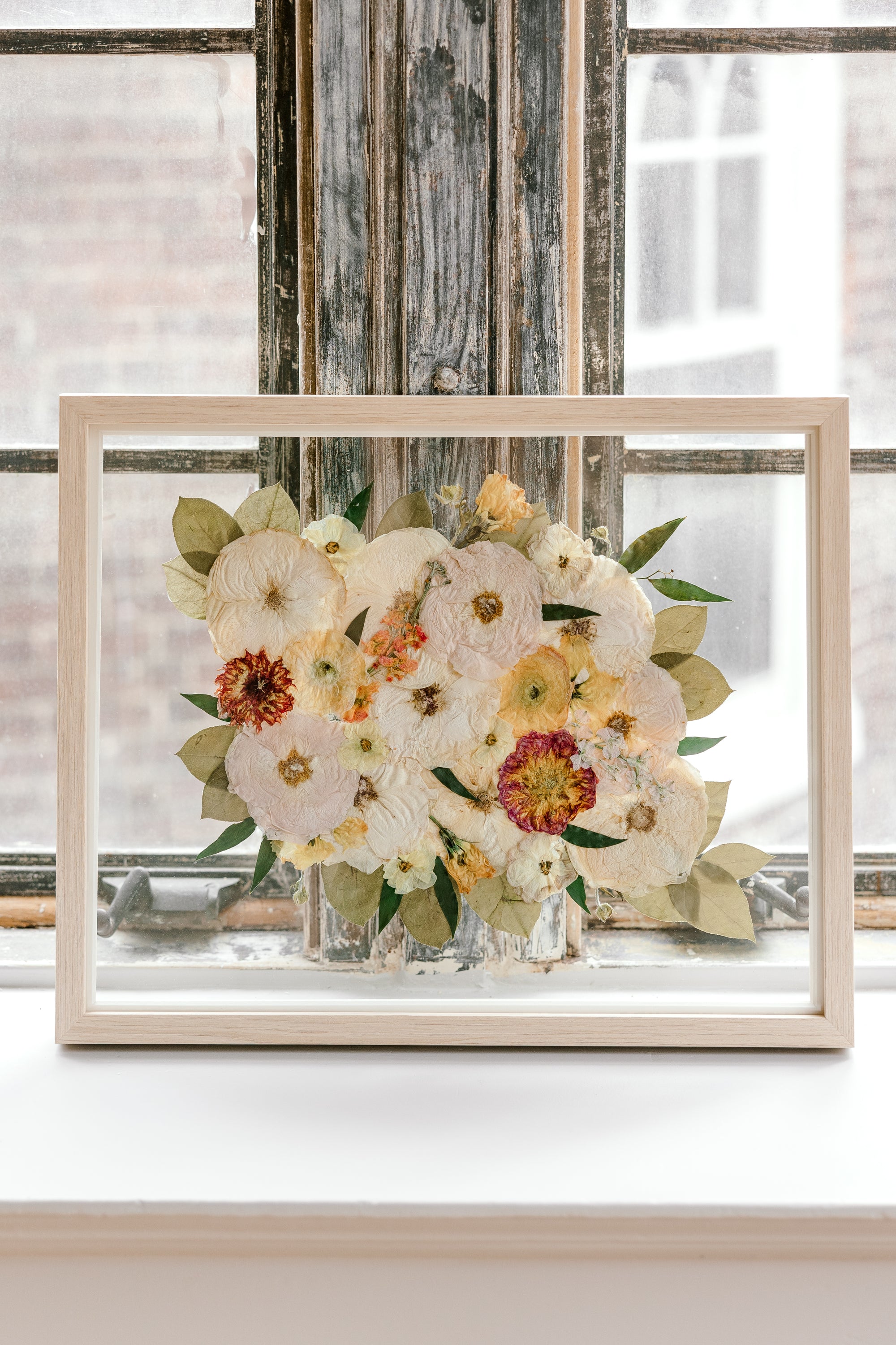 Pressed Bouquet Frame | Natural Wood - 16x20 – Element Design