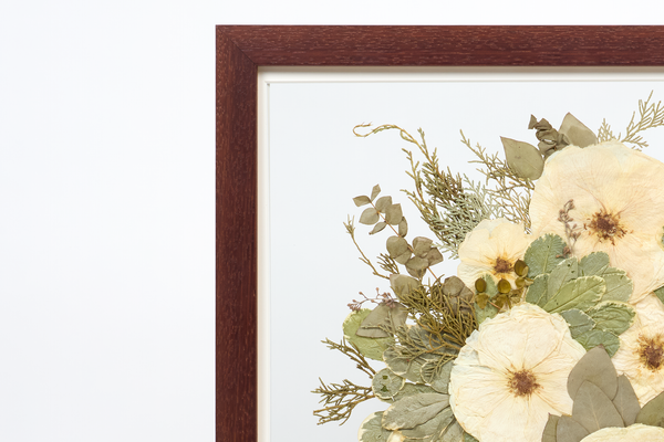 What to Know About Preserving White Flowers