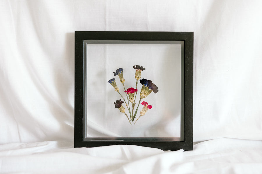 10x10 January birth flower frame - Carnations