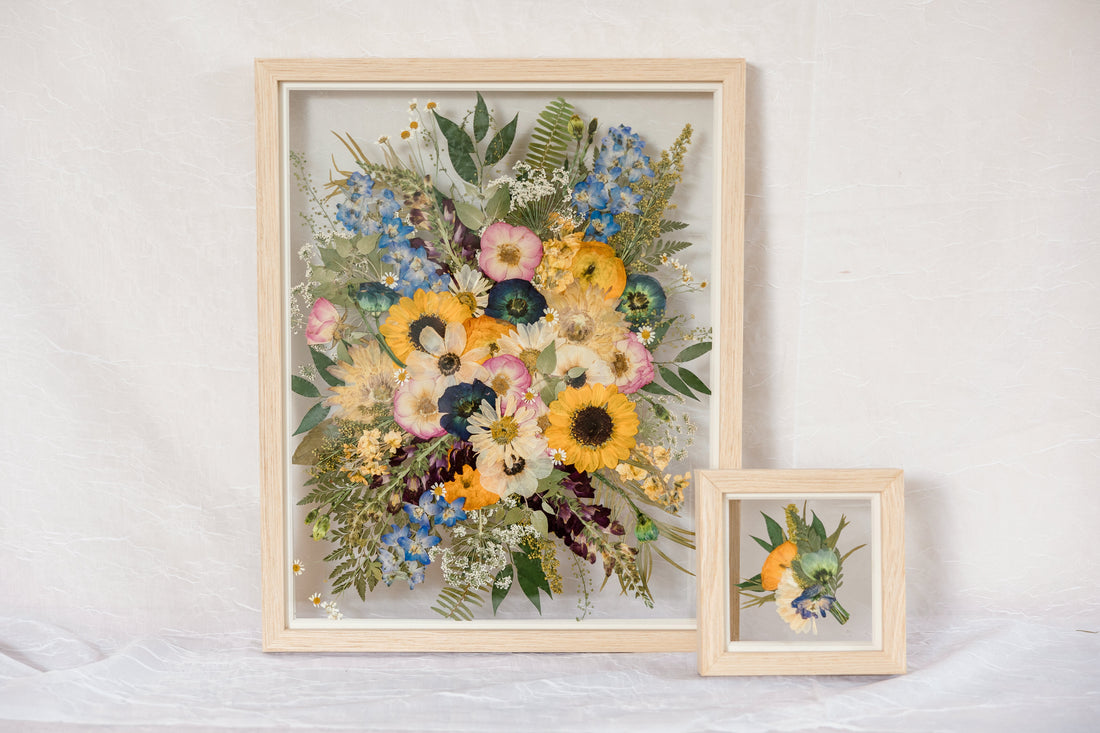 A 16x20 frame with a 6x6, mini frame makes up the Classic Bundle.