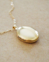 Flower Petal Locket - Gold