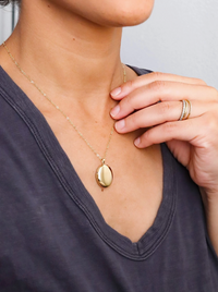 Flower Petal Locket - Gold