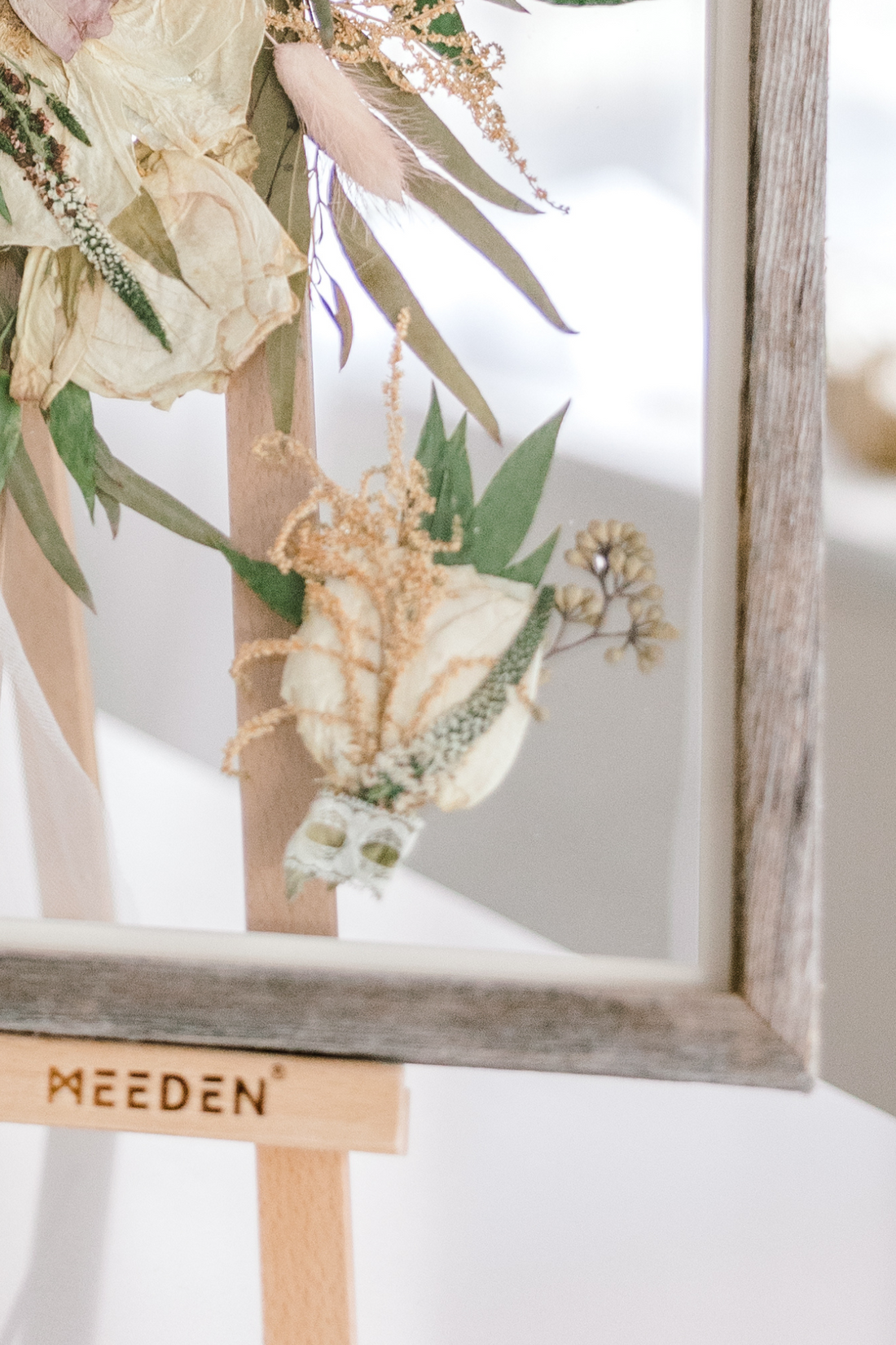 Boutonnière Addition | Small or Mini Frame Addition