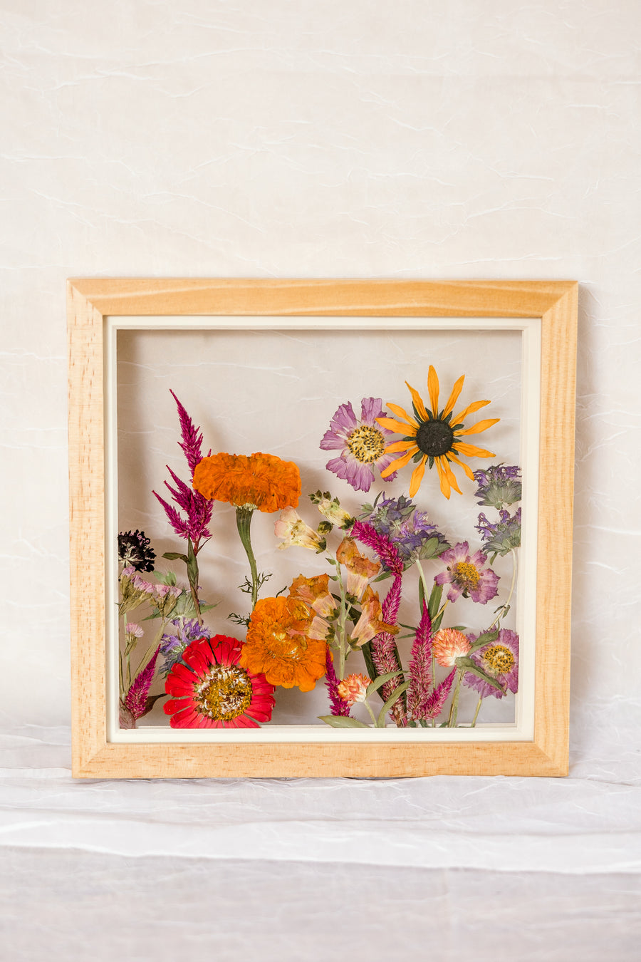Lush Garden Vibes | Field Style Pressed Flower Frame | 10x10